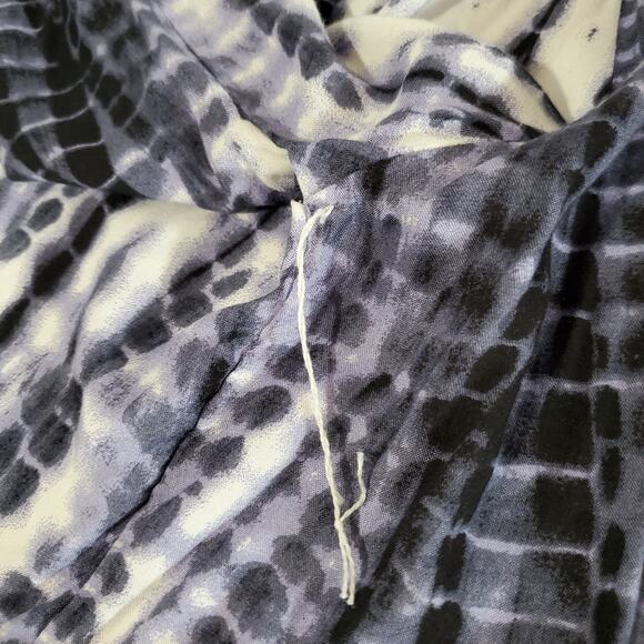 Lucy Love NWOT Tie Dye Fringe Blue White Open Cardigan Topper Womens Size M Boho - Picture 8 of 9